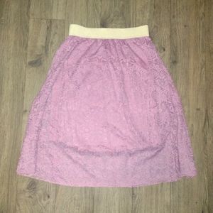 LuLaRoe NWOT Beautiful Lavender Lacey Stretch Elastic Waist Skirt Size Small